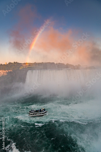 Niagara cruise and rainbow