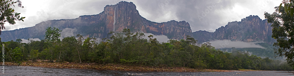Fototapeta premium Kerepakupay-Vena (Salto Angel)