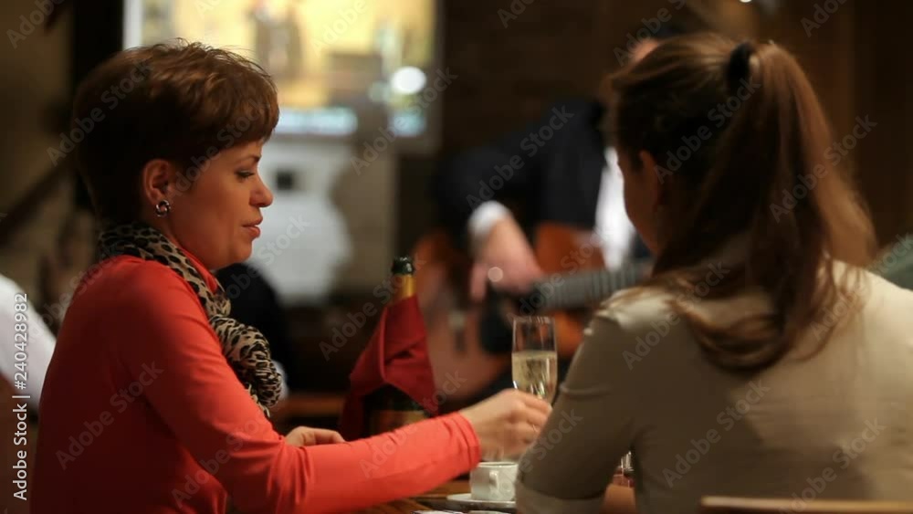 Girls have fun in Cafe Girls have fun in Cafe