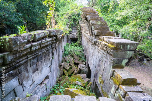 Beng Mealea buddhist temple og Angkor