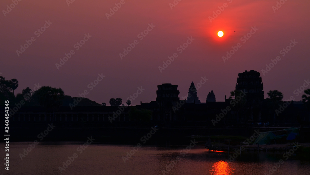 Fototapeta premium Angkor Wat Sunrise