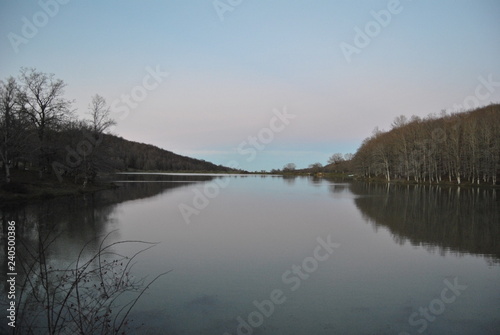 Tramonto sul lago