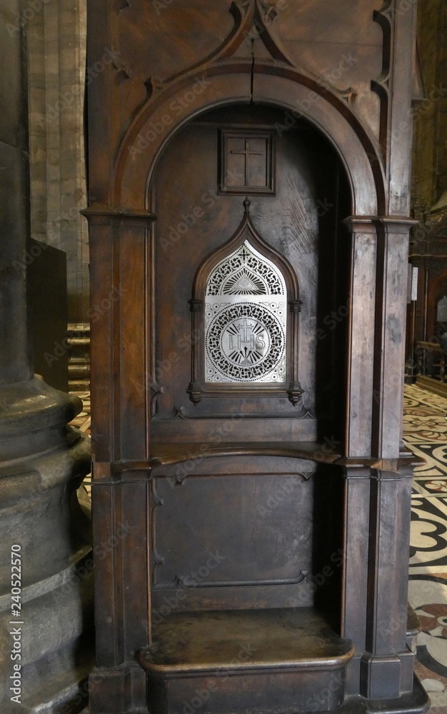 Catedral de Milán (Duomo di Milano), estilo gótico.