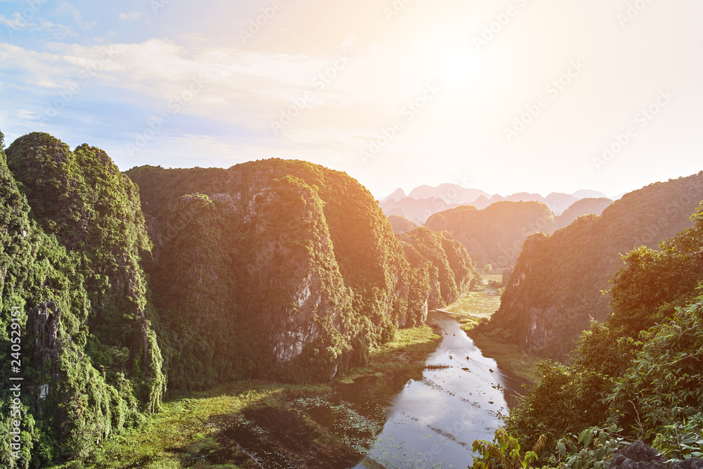 Wunschmotiv: Hang Mua (Mua Cave mountain) sunset view in Ninh Binh, VietNam #240529151