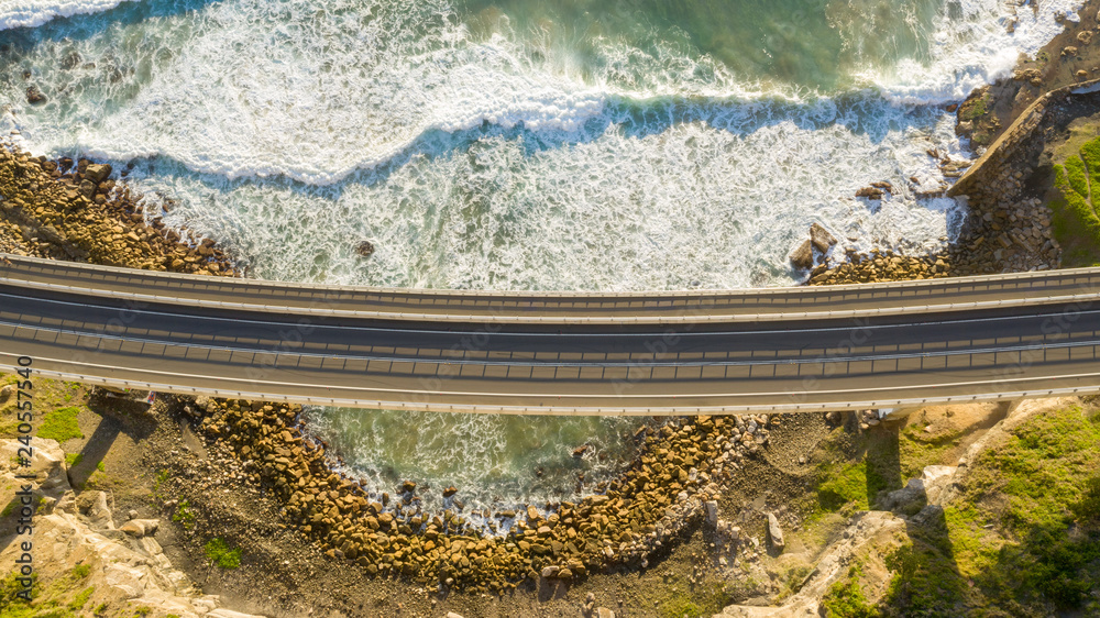 Scenic and sunny day on the Sea Cliff Bridge