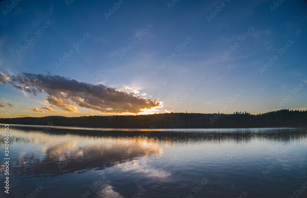 Fototapeta premium A cloud reflecting in the lake.