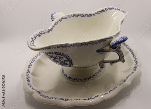 Saucière en porcelaine photo