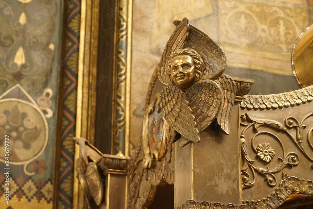 Obraz premium Interior of St. Vladimir's Cathedral in Kiev, Ukraine