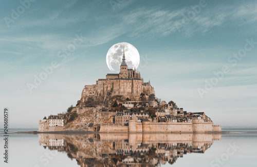 Mont Saint Michel photo