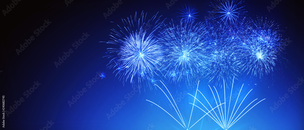 Wunderschönes Feuerwerk Wunderschönes Feuerwerk