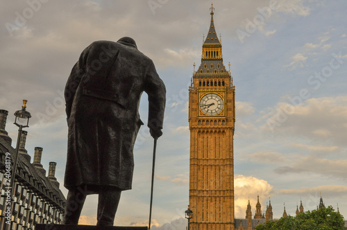 Londra - Parliament Square - Churchill e il Big Ben