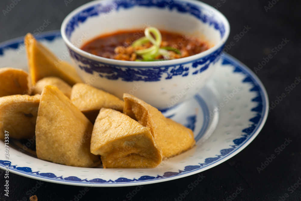 nyoya deep fried tofu with peanuts