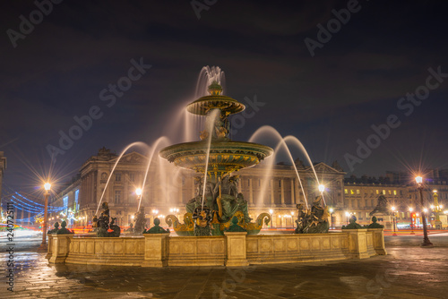 Fontaine Place de la Concorde in Paris
