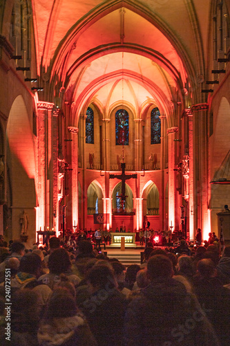 Empfang des "Friedenslichtes" im Paulusdom, Münster, Westfalen, Deutschland 