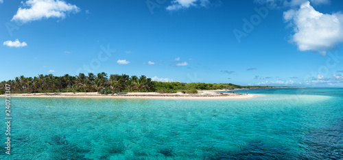 Arrival to "Petite Terre", protected nature preserve island near Guadeloupe, french West Indies