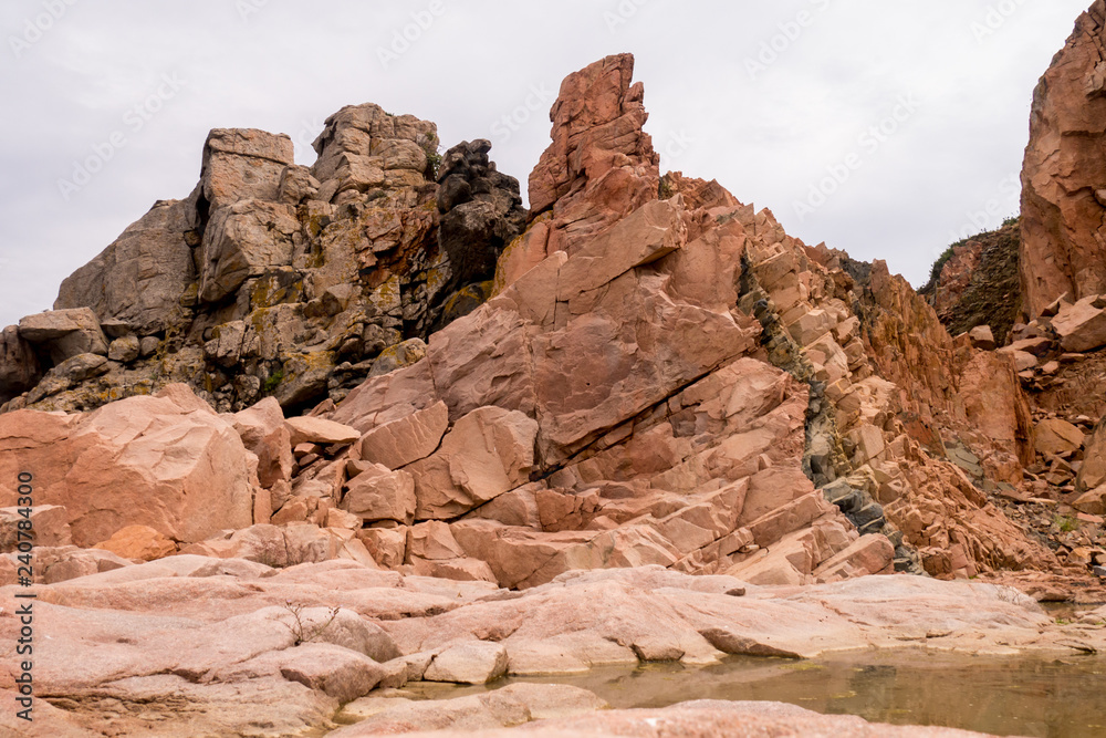 Porphyrfelsen von Arbatax - Rote Felsen auf Sardinien 