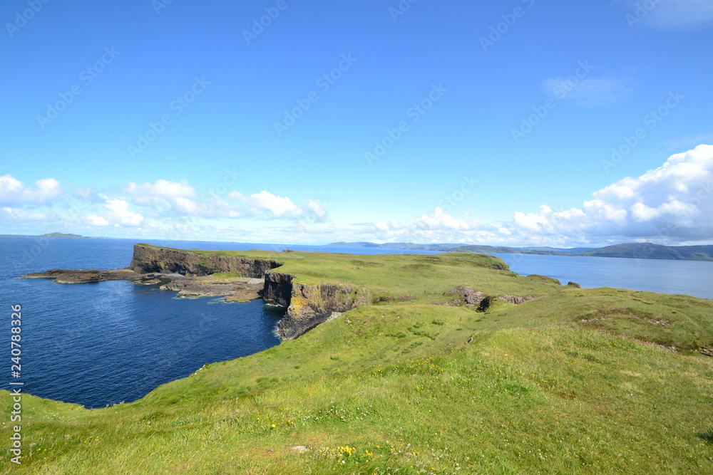 Obraz premium Isle of Staffa Scotland
