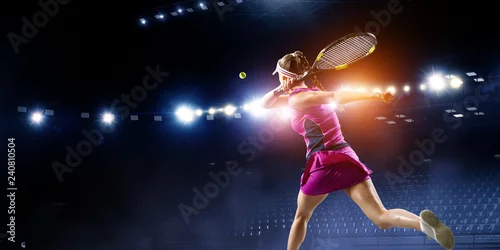 Obraz Wielki tenisista. Różne środki przekazu