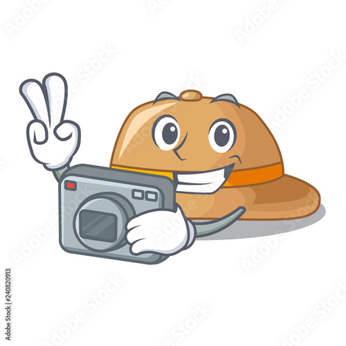 Photographer cork het located in table chacter