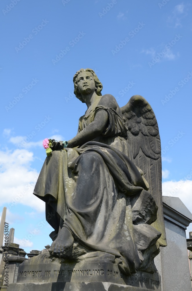 Fototapeta premium The Necropolis is a Victorian graveyard in Glasgow, Scotland