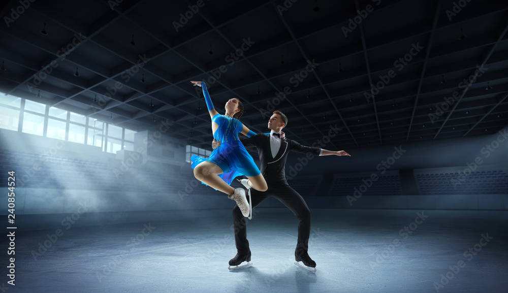Fototapeta premium Figure skating couple