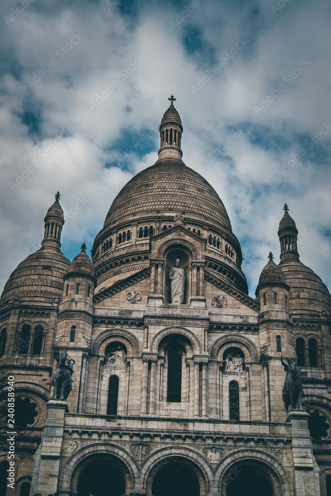 st peters basilica of sacre coeur in paris