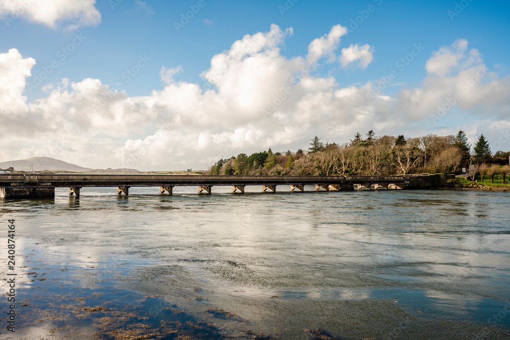 Obraz premium Portmagee, Irland Brücke