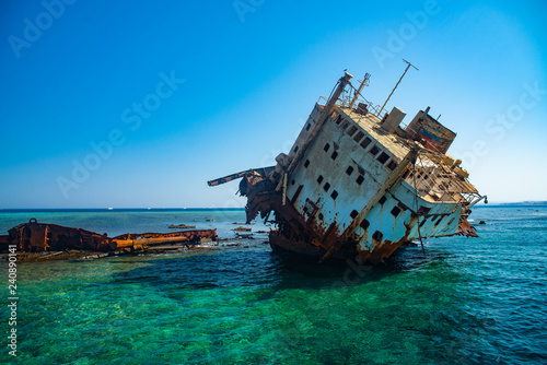 SSunken ship abandoned old