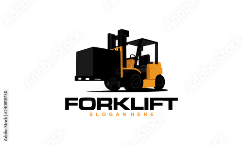 forklift logo vector. forklift icon. isolate logo design template element - Vector