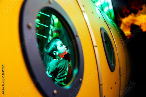 Obraz na plátne little boy in a yellow submarine