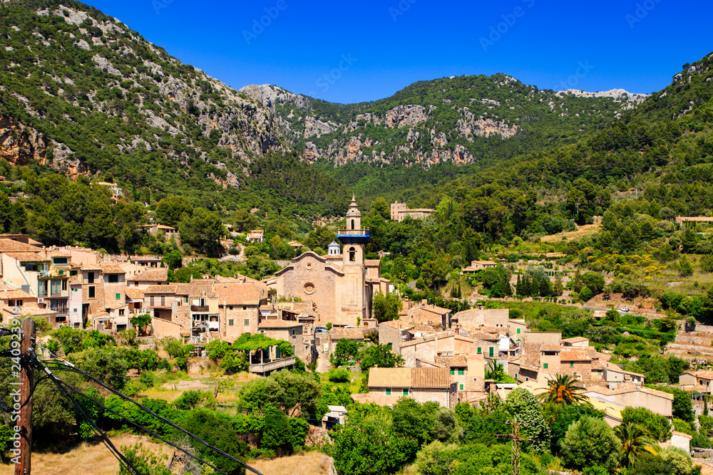 Blick auf Valdemossa auf Mallorca