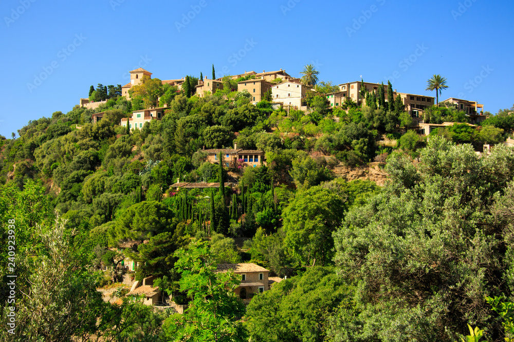 Ortsbild Deja auf Mallorca