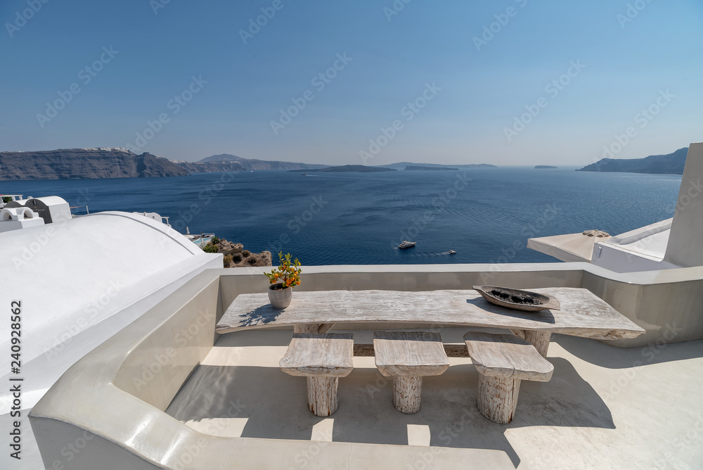 Obraz premium Oia panorama - Santorini Cyclades Island - Aegean sea - Greece