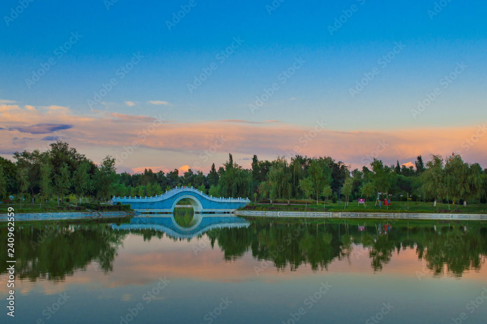 Fototapeta premium sunset over the lake