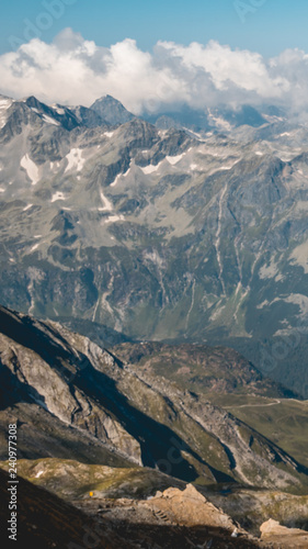 Smartphone HD wallpaper of alpine view at Kitzsteinhorn - Salzburg - Austria