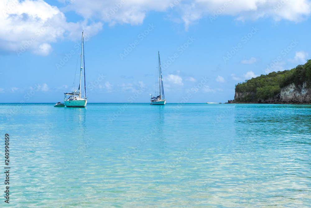 Obraz premium Yachts moored in Marie Galante