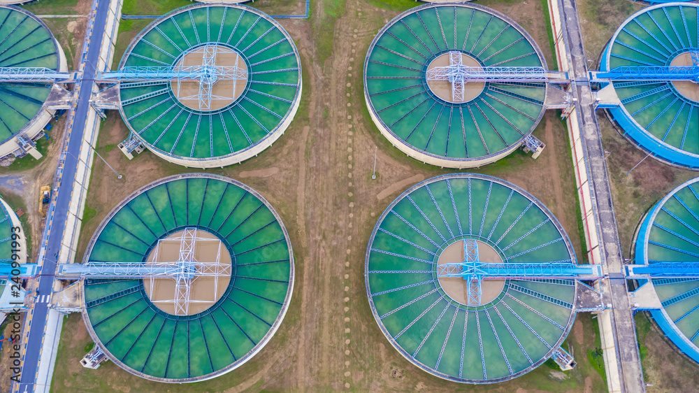 Aerial top view water treatment plant, Aerial top view recirculation solid  contact clarifier sedimentation tank. foto de Stock | Adobe Stock