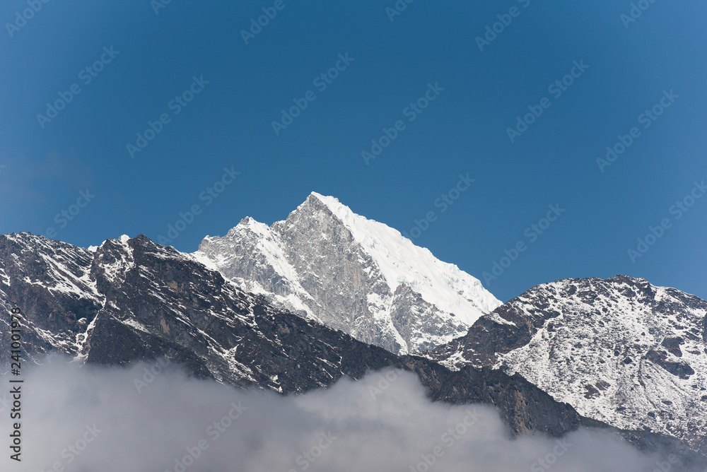Trekking expedition mountaineering Nepal Everest Tibet