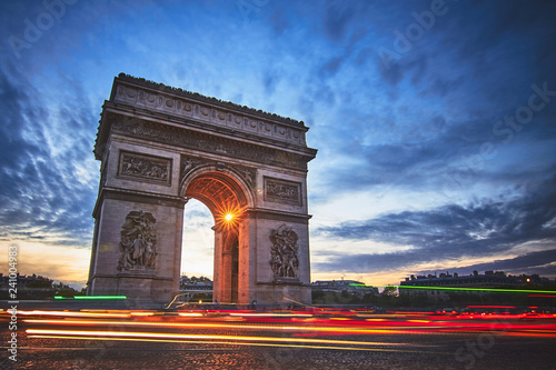 Beautiful view of triumphal arch with traffic lights © Pablo