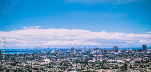 Long Beach Skyline © LamNgo