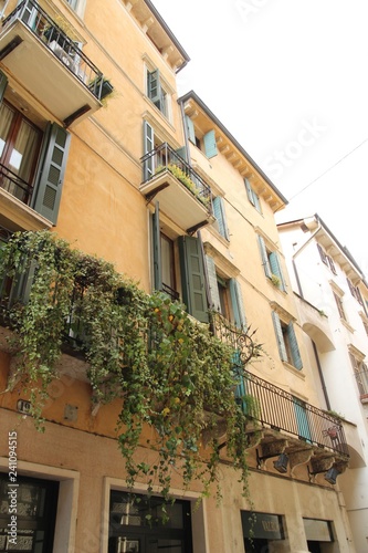 Häuserfassade Hauswand in Verona Italien