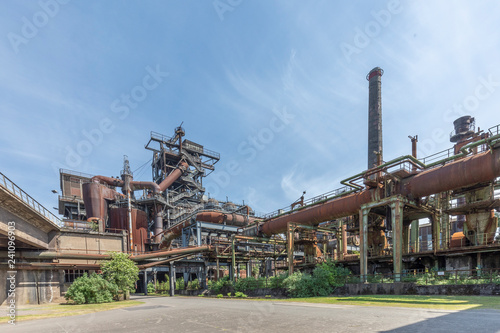 Obraz na plátně Disused blast furnace plant in Duisburg