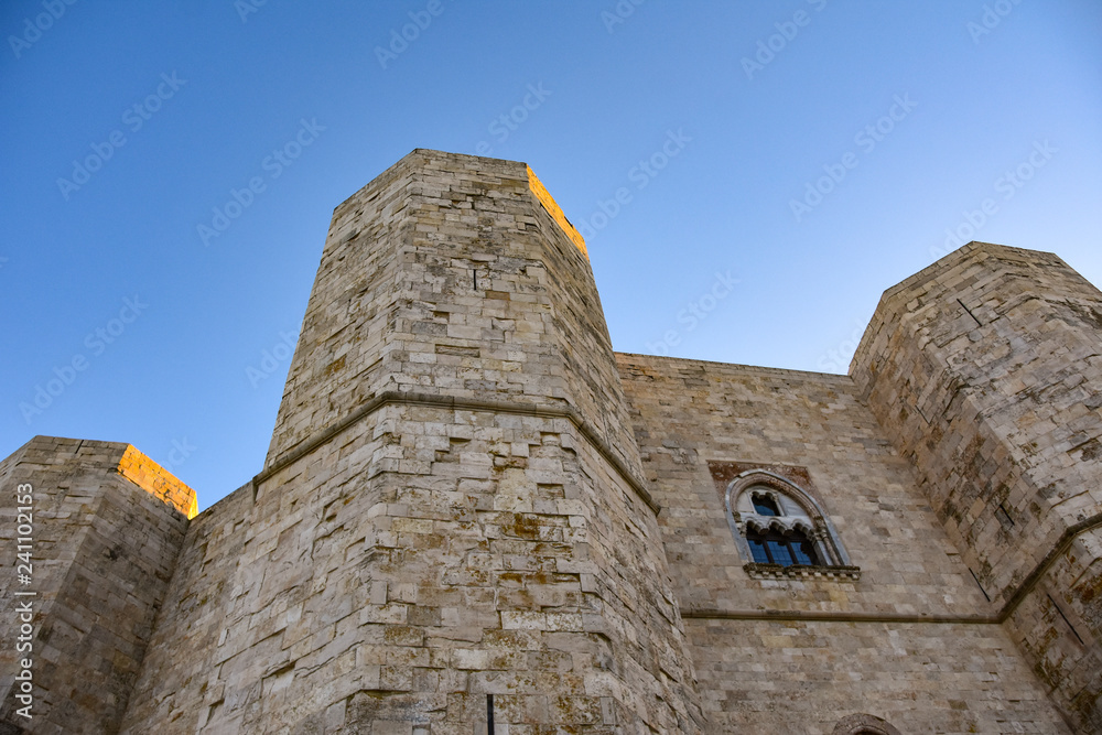 Italy, Castel del Monte, UNESCO heritage site, 13th century fortress