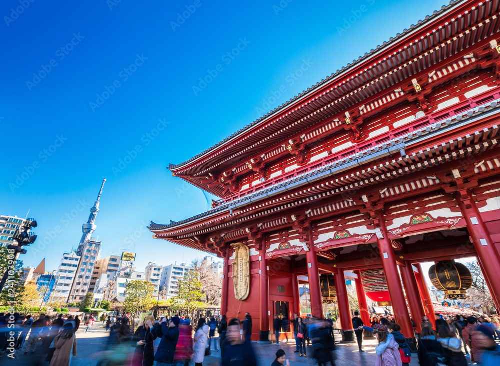 浅草寺宝蔵門と東京スカイツリー Stock 写真 Adobe Stock