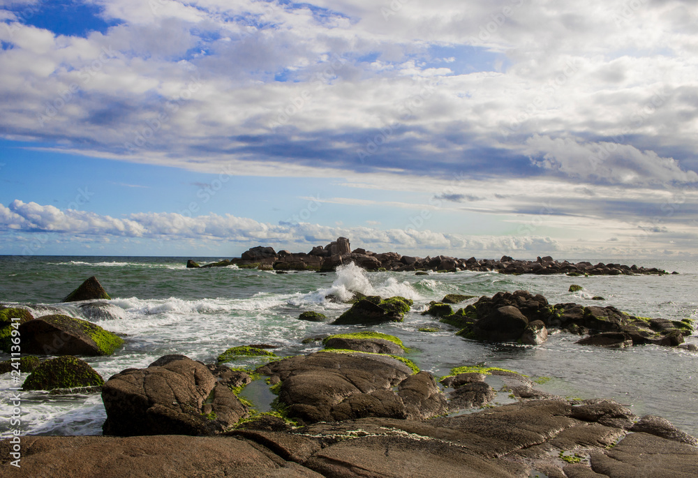 Mar e rochas