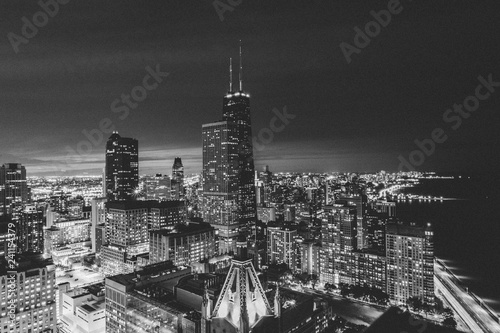 chicago skyline at night