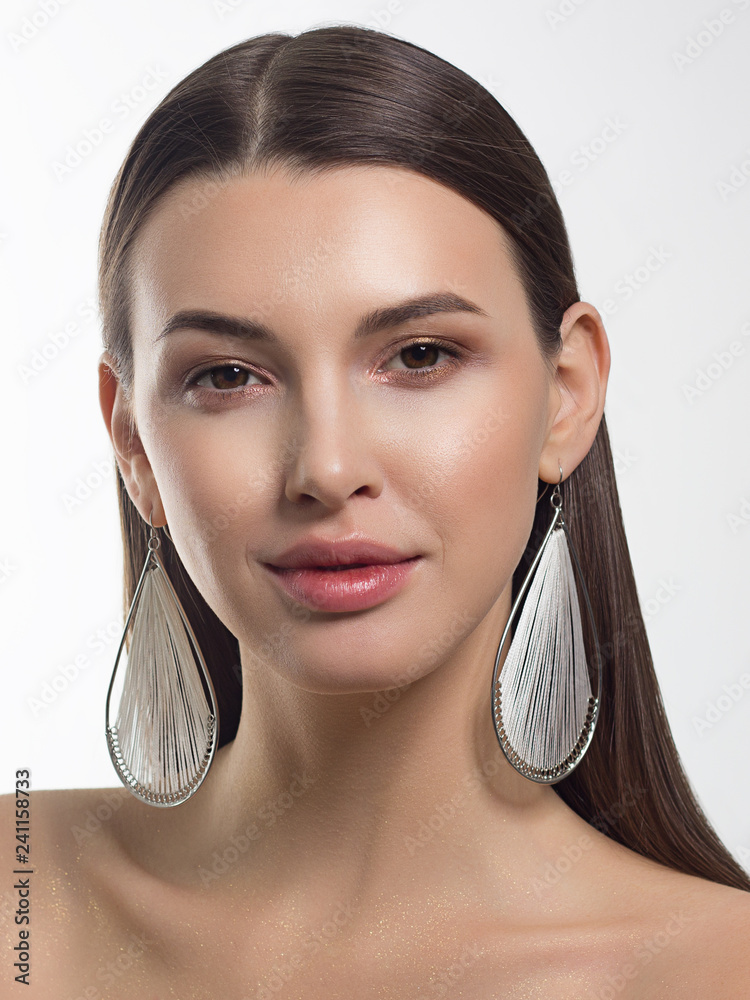 Close-up portrait of a beauty woman with straight hair and perfectly clean skin. Daytime makeup, Close-up portrait of a beauty woman with straight hair and perfectly clean skin. Daytime makeup,