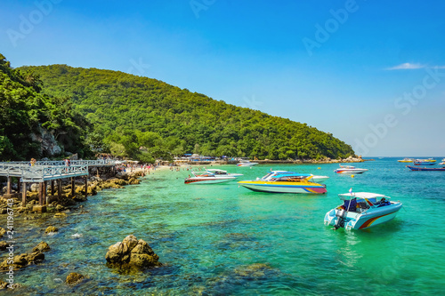Tropical Idyllic Ocean and Boat on Koh lan Island in vacation time. Koh lan island is the Famous island near Pattaya city the Travel Destination in Thailand,Thailand holiday concept © Sumeth