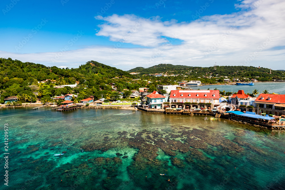 Naklejka premium Rajskie wybrzeże Roatan Honduras