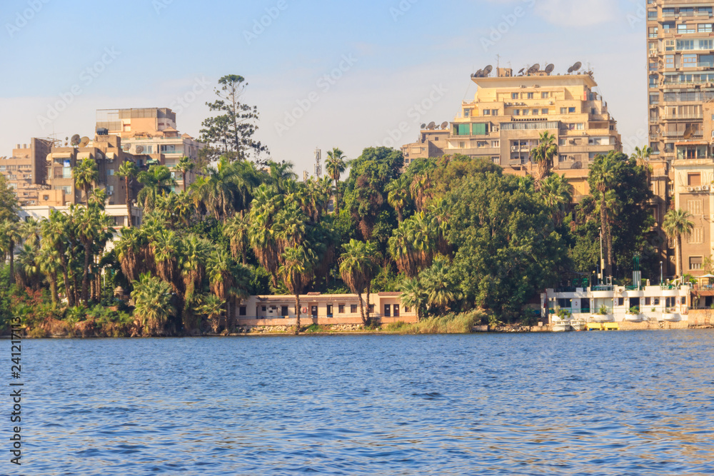 Obraz premium View of the Cairo city and Nile river in Egypt